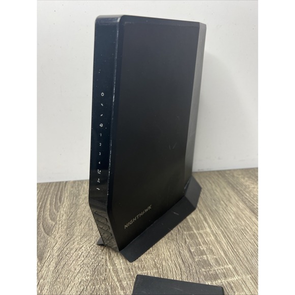 NETGEAR Nighthawk Modem Router Combo (CAX30) DOCSIS 3.1 Modem & WiFi 6 Router - Picture 5 of 11